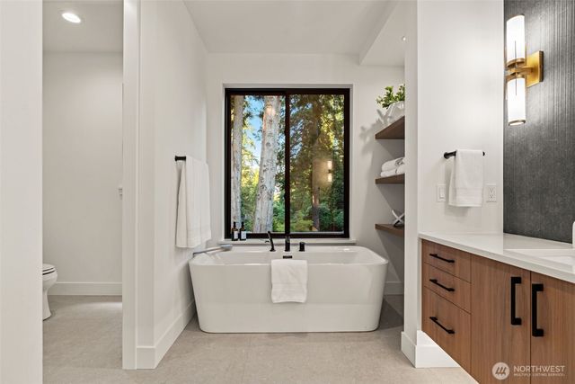 15019 SE 16th Street, Bellevue, WA 98007