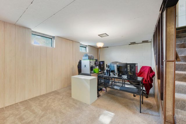 9330 Flintwood Street NW, Coon Rapids, MN 55433