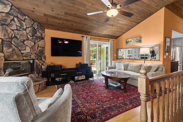 10640 Sunrise Ridge Cir, Auburn, CA 95603