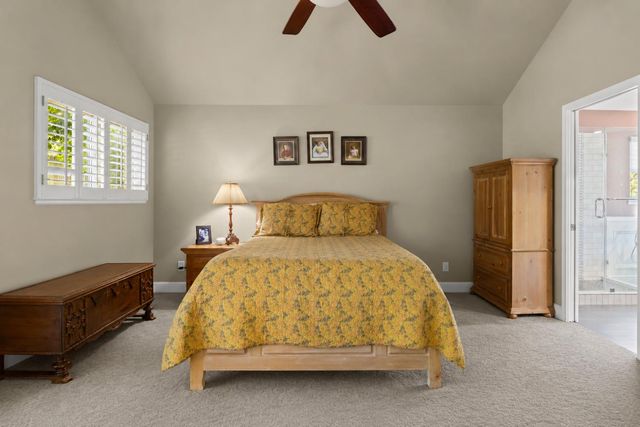 10640 Sunrise Ridge Cir, Auburn, CA 95603