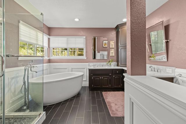 10640 Sunrise Ridge Cir, Auburn, CA 95603