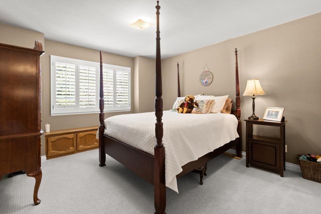 10640 Sunrise Ridge Cir, Auburn, CA 95603