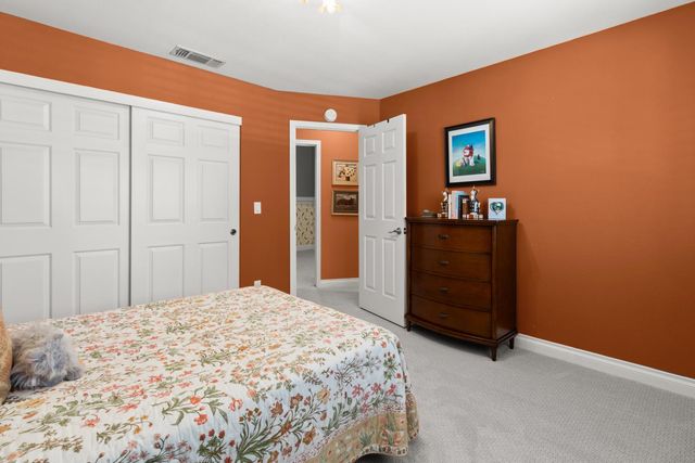 10640 Sunrise Ridge Cir, Auburn, CA 95603