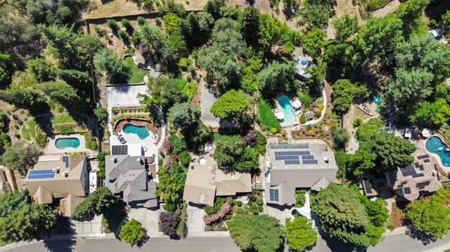 10640 Sunrise Ridge Cir, Auburn, CA 95603
