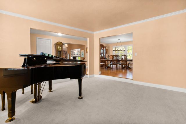 10640 Sunrise Ridge Cir, Auburn, CA 95603