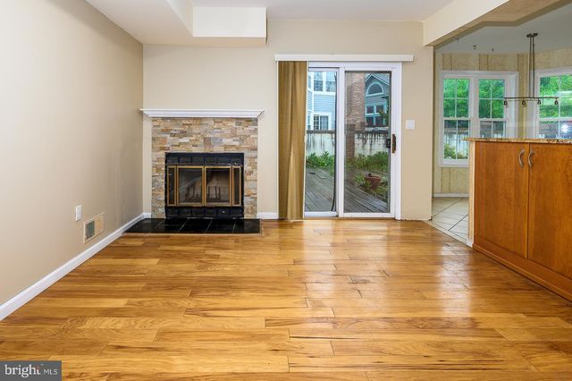 28 STONEBRIDGE LA, Princeton, NJ 08540