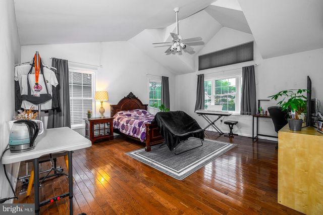 28 STONEBRIDGE LA, Princeton, NJ 08540