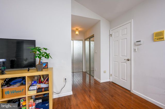 28 STONEBRIDGE LA, Princeton, NJ 08540