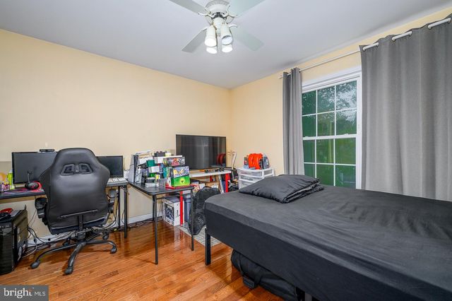 28 STONEBRIDGE LA, Princeton, NJ 08540