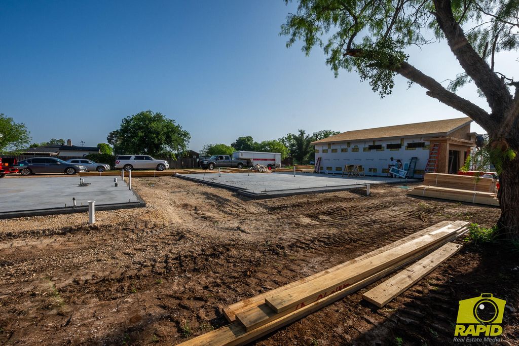 306 Lake View Heroes Drive, San Angelo, TX 76903