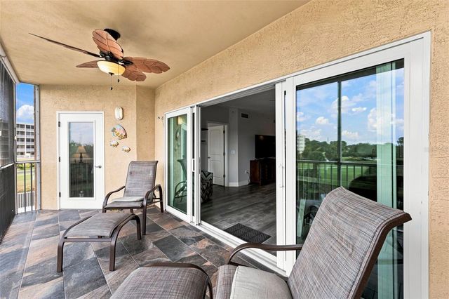 960 STARKEY ROAD 7205, Largo, FL 33771