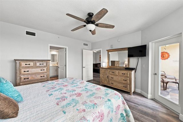 960 STARKEY ROAD 7205, Largo, FL 33771