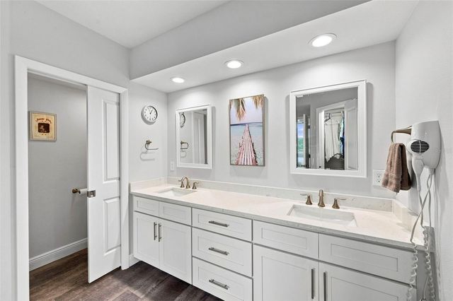 960 STARKEY ROAD 7205, Largo, FL 33771