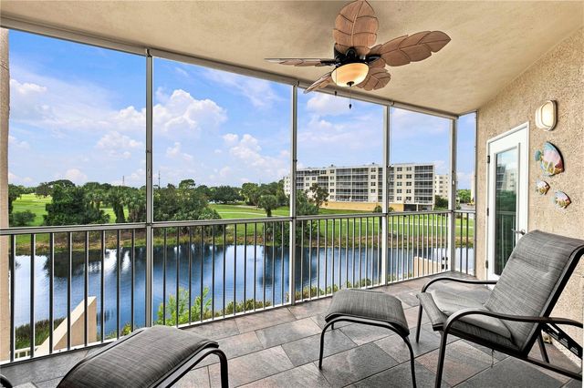 960 STARKEY ROAD 7205, Largo, FL 33771