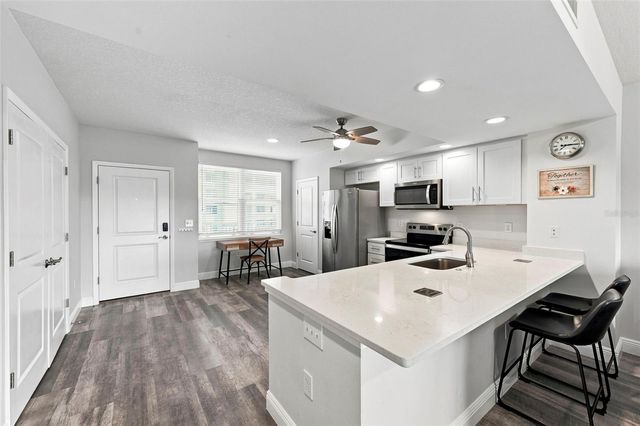960 STARKEY ROAD 7205, Largo, FL 33771