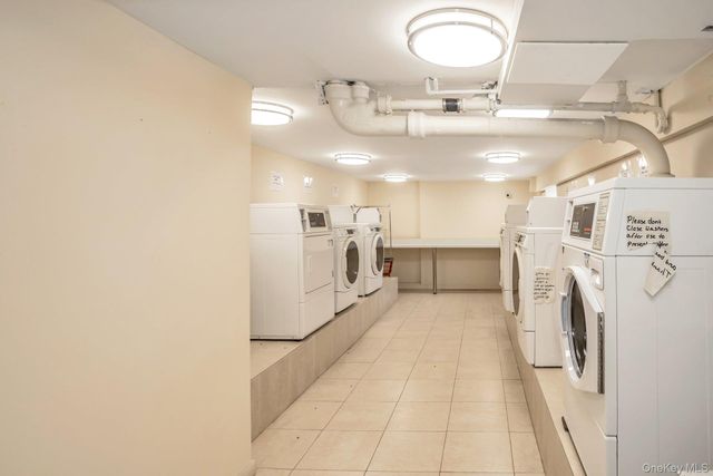 105 Long Beach Road A, Hempstead, NY 11550