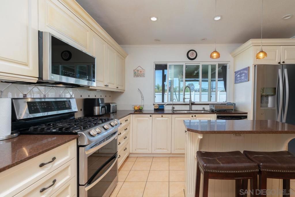 Image 1 of property listing at 6248 Spruce Lake, San Diego, CA 92119