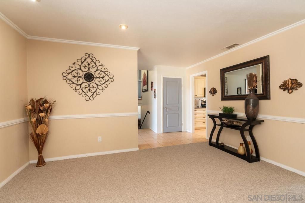 Image 8 of property listing at 6248 Spruce Lake, San Diego, CA 92119