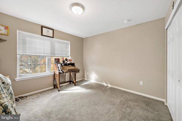 2 WATSON DR, Mount Laurel, NJ 08054