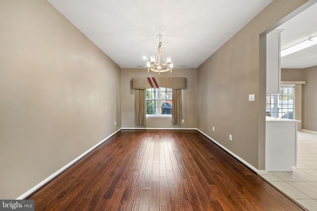 2 WATSON DR, Mount Laurel, NJ 08054