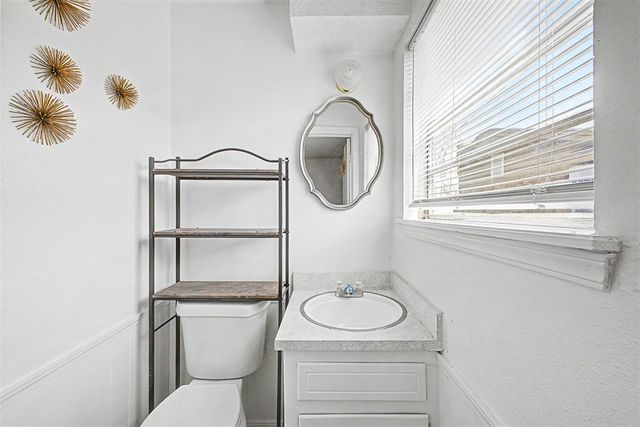 716 Lloyd Avenue, Oklahoma City, OK 73130