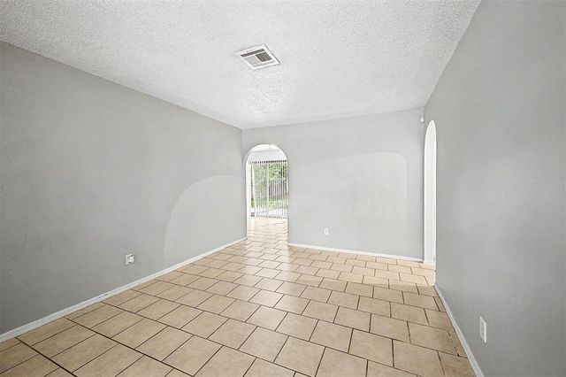 716 Lloyd Avenue, Oklahoma City, OK 73130