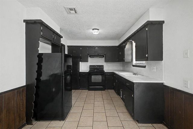 716 Lloyd Avenue, Oklahoma City, OK 73130