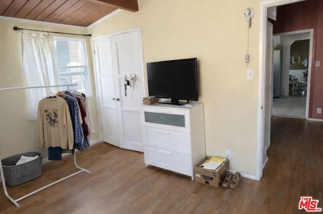 8118 Ranchito Avenue, Panorama City (los Angeles), CA 91402