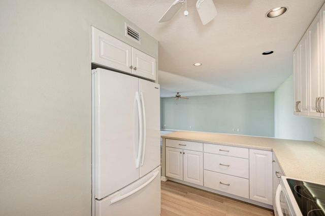 4660 OCEAN BOULEVARD G1, Sarasota, FL 34242