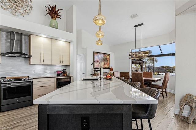 3102 NW 42nd PL, Cape Coral, FL 33993