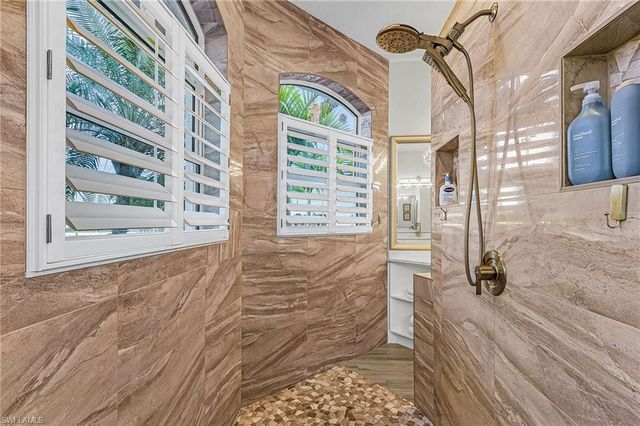 3102 NW 42nd PL, Cape Coral, FL 33993