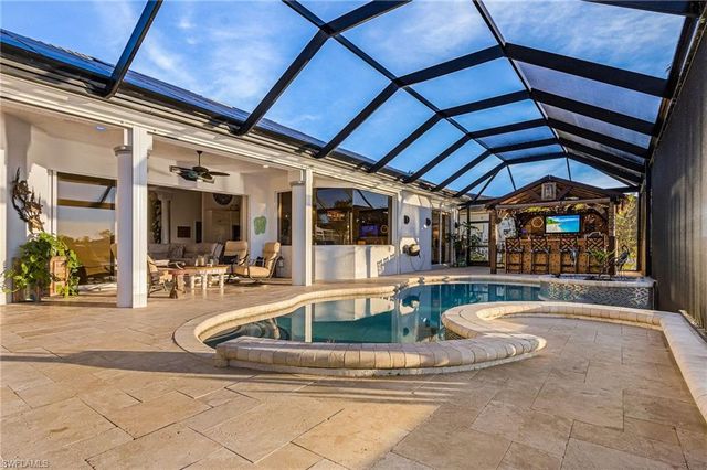 3102 NW 42nd PL, Cape Coral, FL 33993