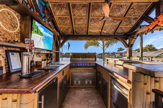 3102 NW 42nd PL, Cape Coral, FL 33993