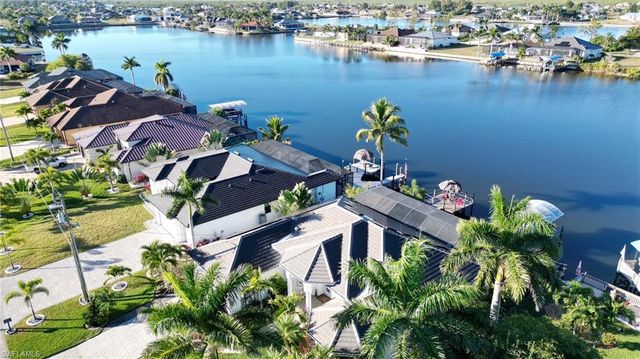 3102 NW 42nd PL, Cape Coral, FL 33993