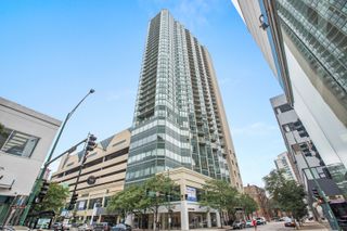 111 W MAPLE Street 2210, Chicago, IL 60610