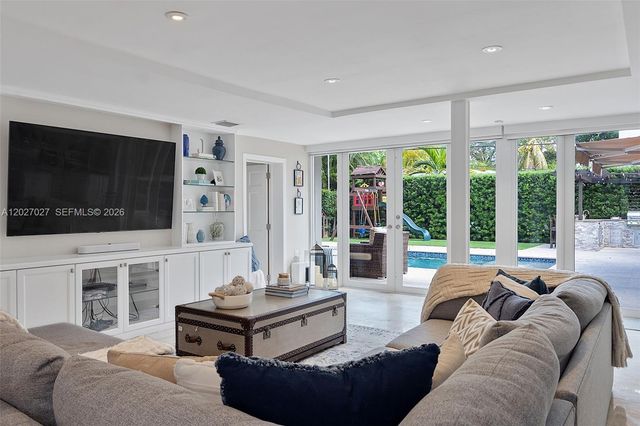 4750 Alhambra Cir, Coral Gables, FL 33146