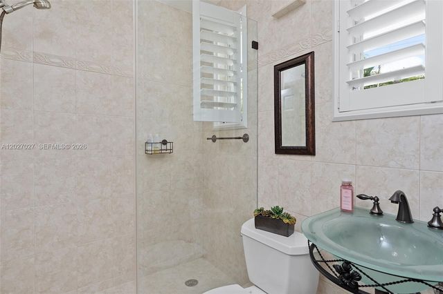 4750 Alhambra Cir, Coral Gables, FL 33146