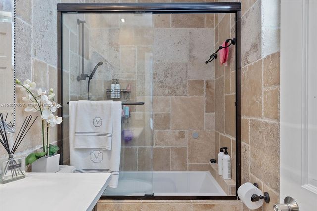 4750 Alhambra Cir, Coral Gables, FL 33146