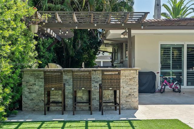 4750 Alhambra Cir, Coral Gables, FL 33146