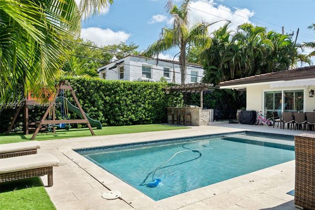 4750 Alhambra Cir, Coral Gables, FL 33146