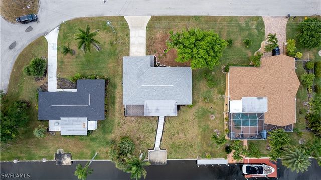 5617 Coronado CT, Cape Coral, FL 33904