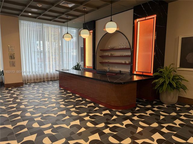 11 NE 6th St 802, Miami, FL 33132