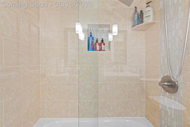 2511 Coral Drive, Troy, MI 48085