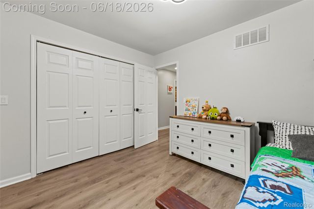 2511 Coral Drive, Troy, MI 48085