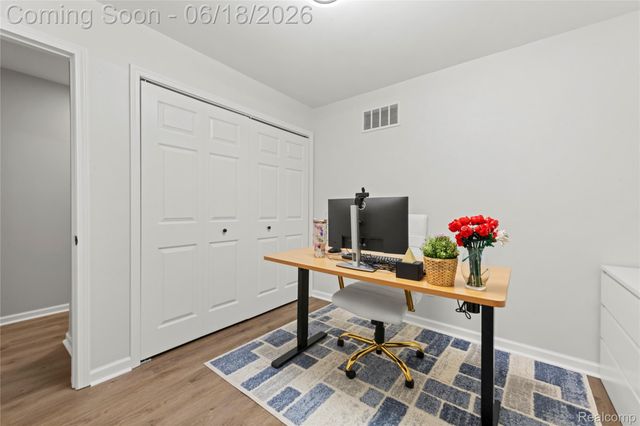 2511 Coral Drive, Troy, MI 48085