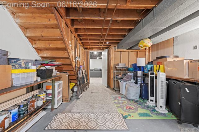 2511 Coral Drive, Troy, MI 48085