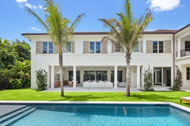 122 Bloomfield Drive, West Palm Beach, FL 33405