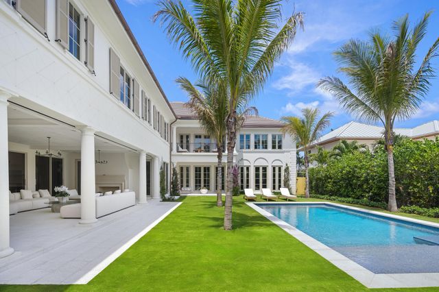 122 Bloomfield Drive, West Palm Beach, FL 33405