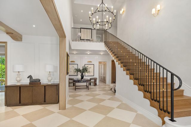 122 Bloomfield Drive, West Palm Beach, FL 33405