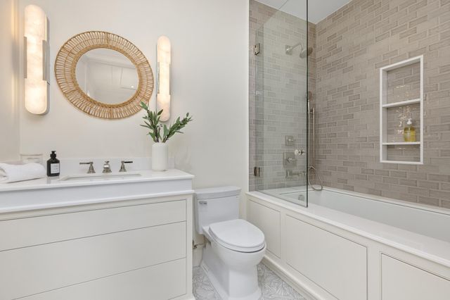 122 Bloomfield Drive, West Palm Beach, FL 33405